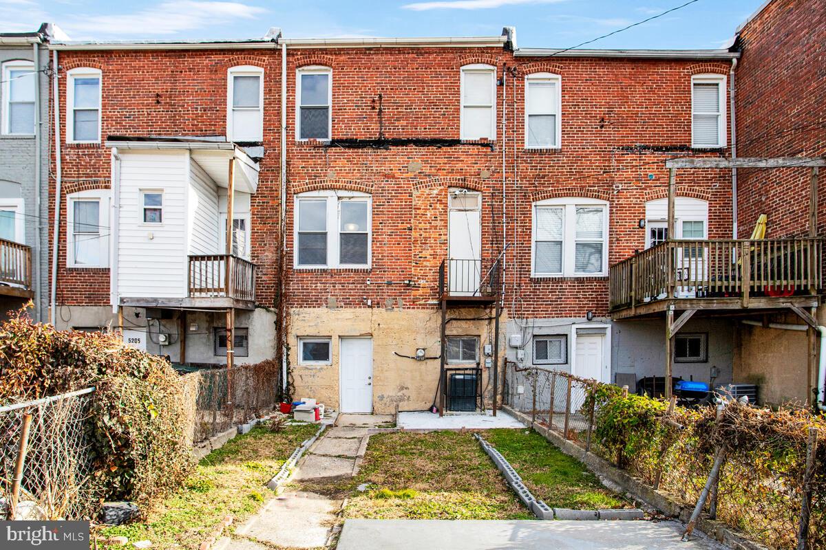 GOVANS - Residential