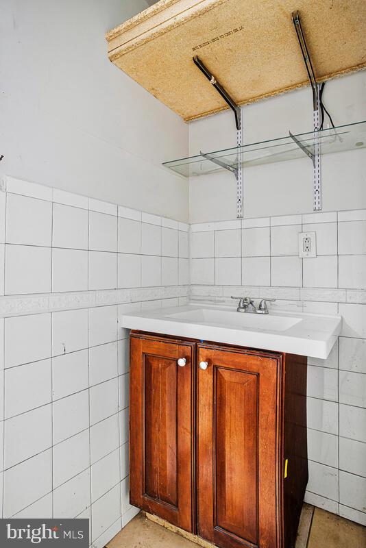 GOVANS - Residential