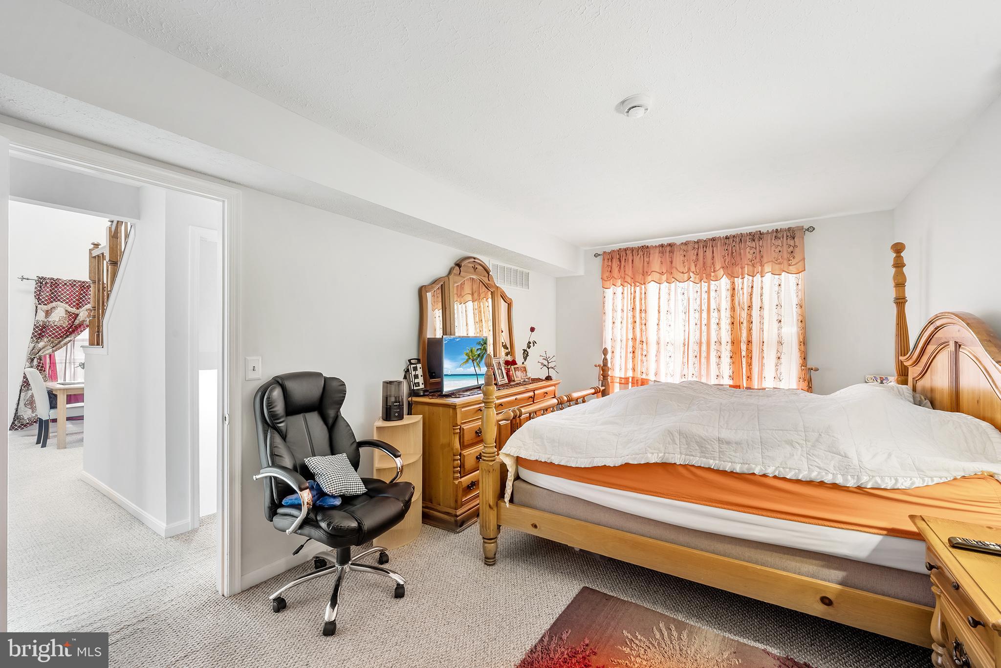 RIVERSIDE - Residential