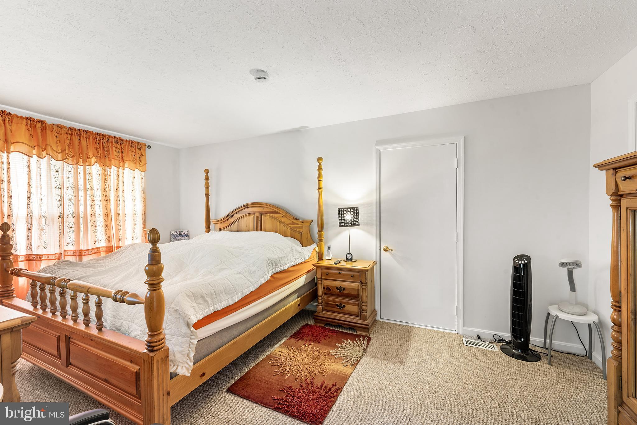 RIVERSIDE - Residential