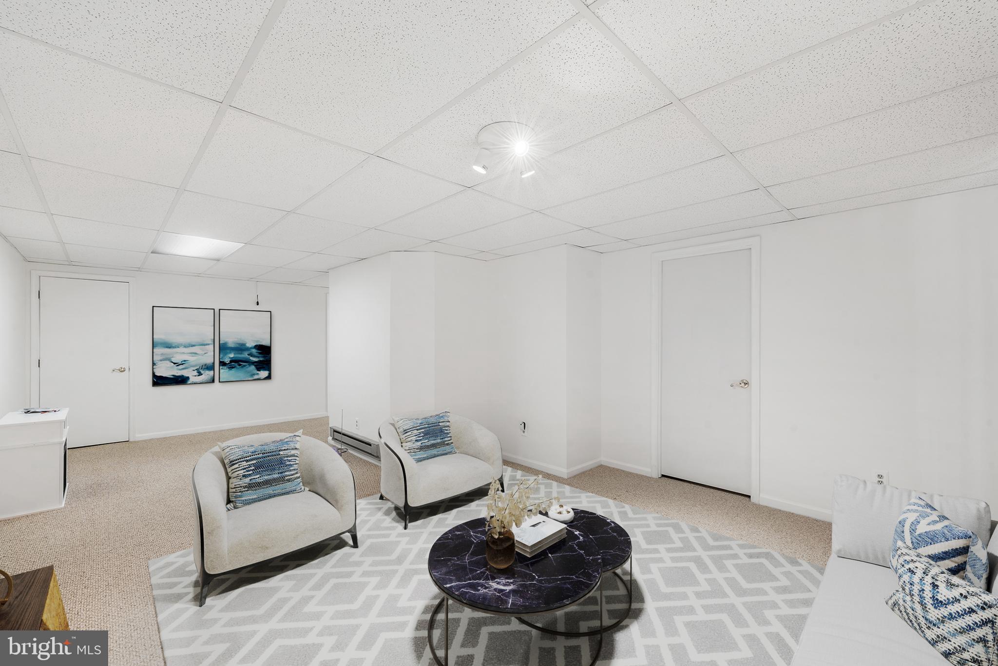 RIVERSIDE - Residential