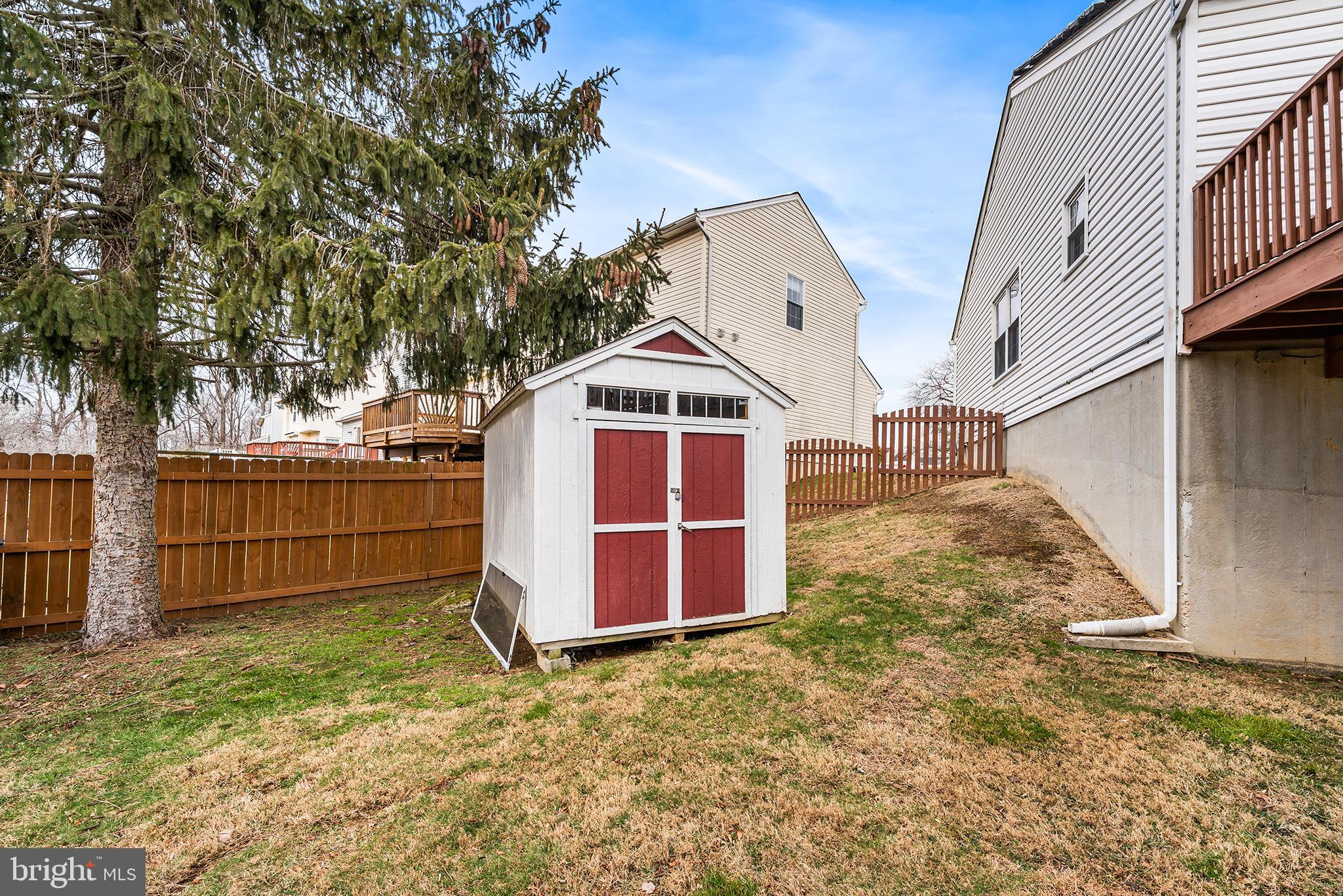 RIVERSIDE - Residential