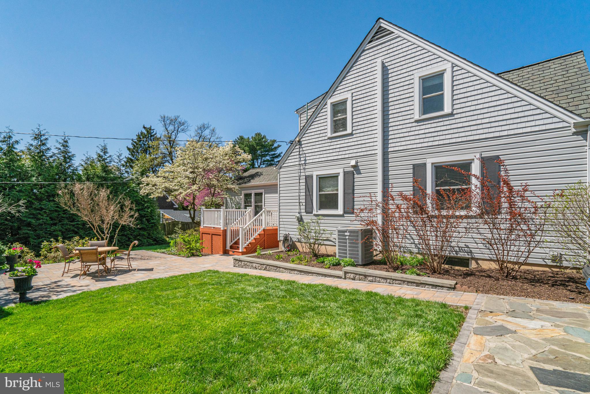 WAYCROFT - WOODLAWN - Residential