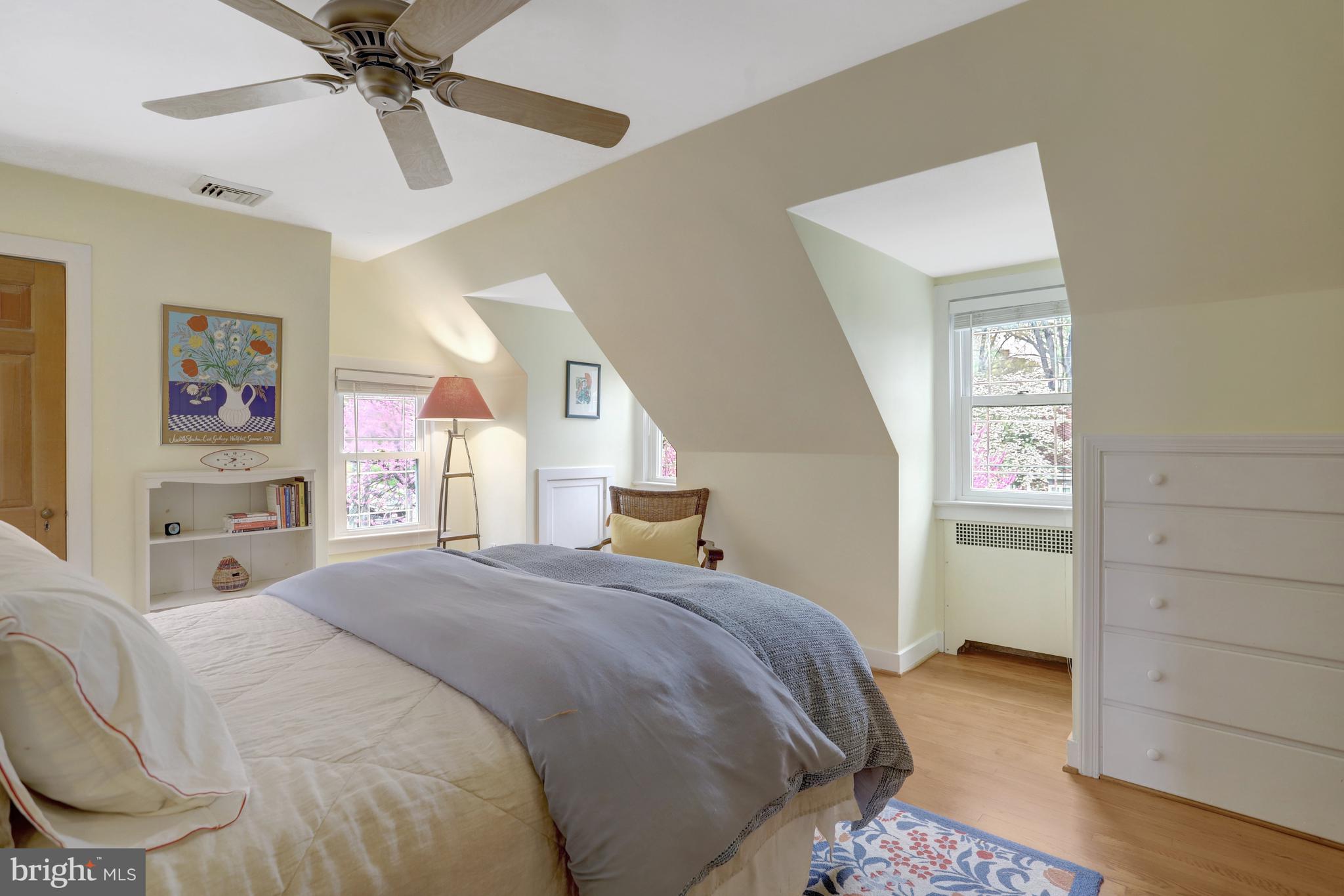 WAYCROFT - WOODLAWN - Residential