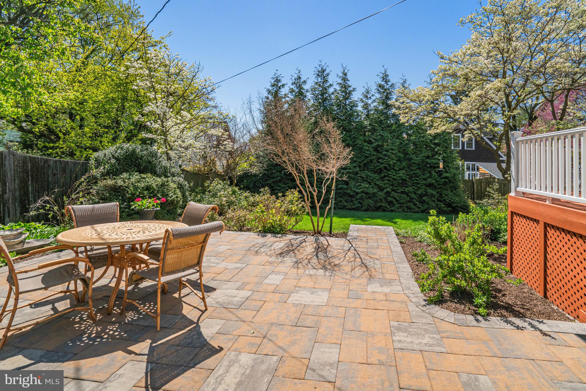 WAYCROFT - WOODLAWN - Residential