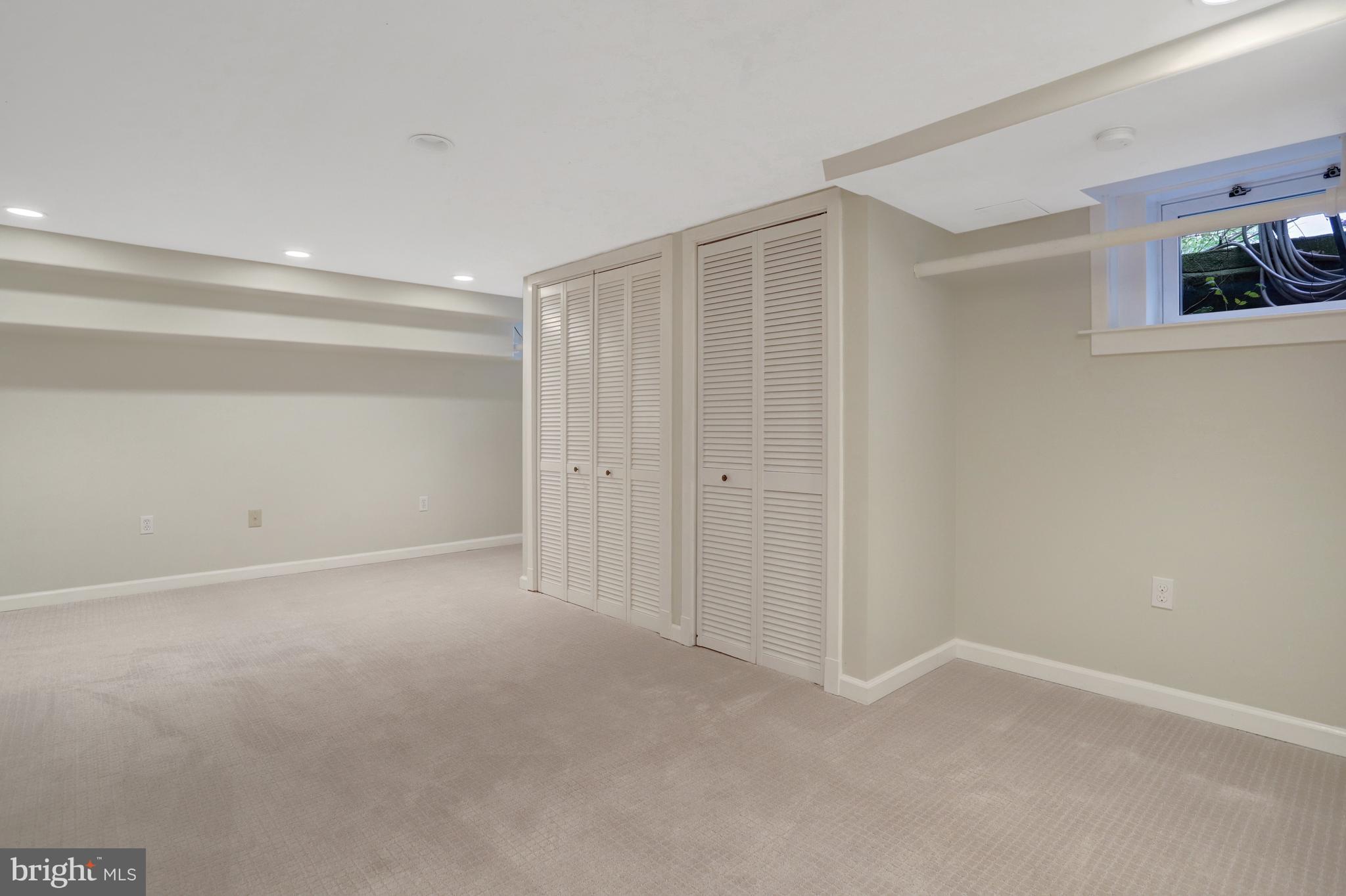 WAYCROFT - WOODLAWN - Residential