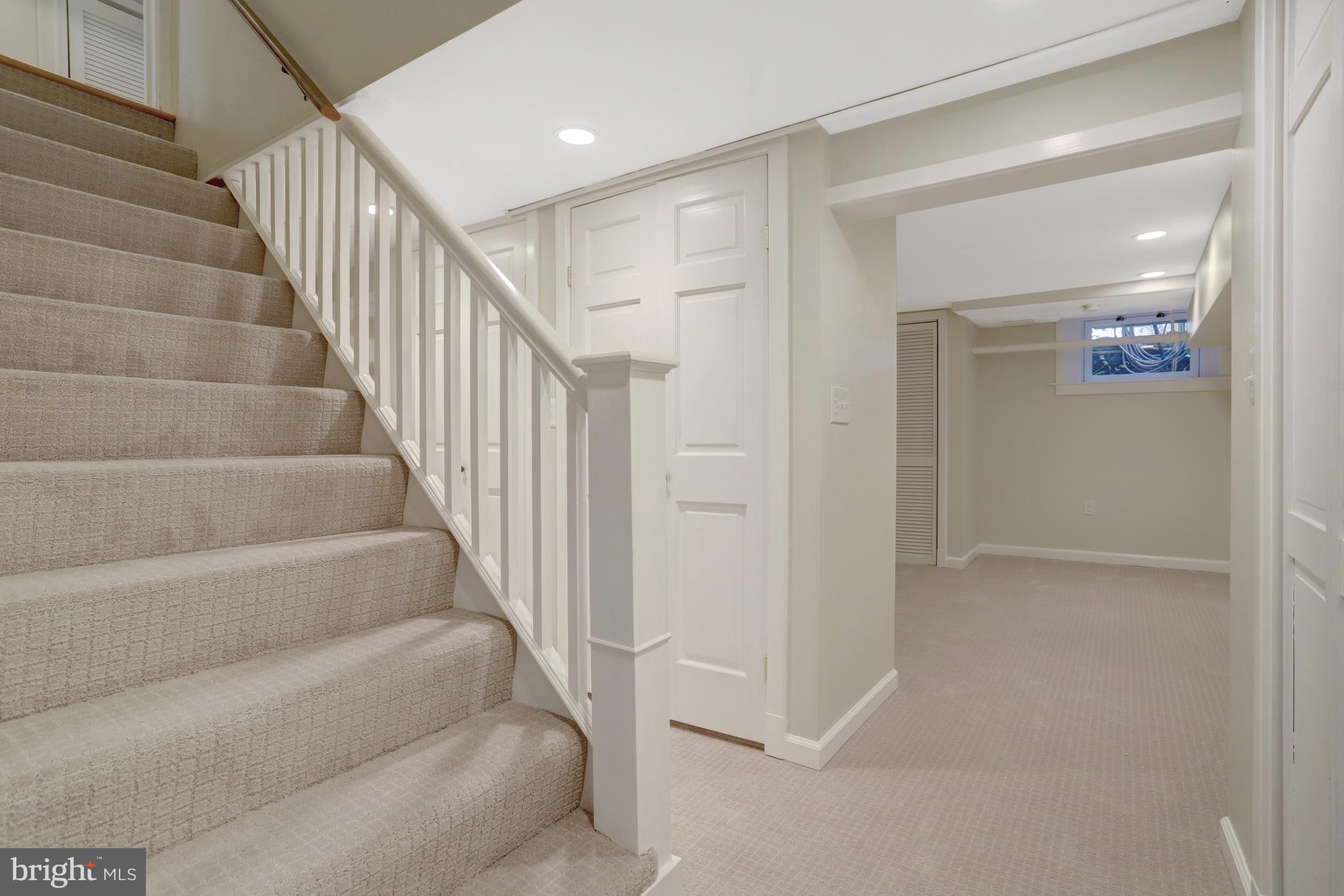 WAYCROFT - WOODLAWN - Residential