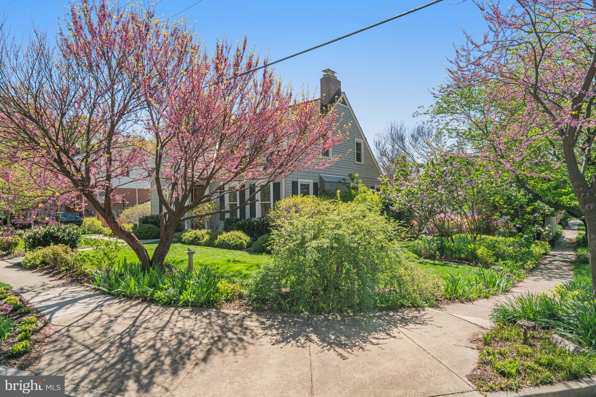 WAYCROFT - WOODLAWN - Residential