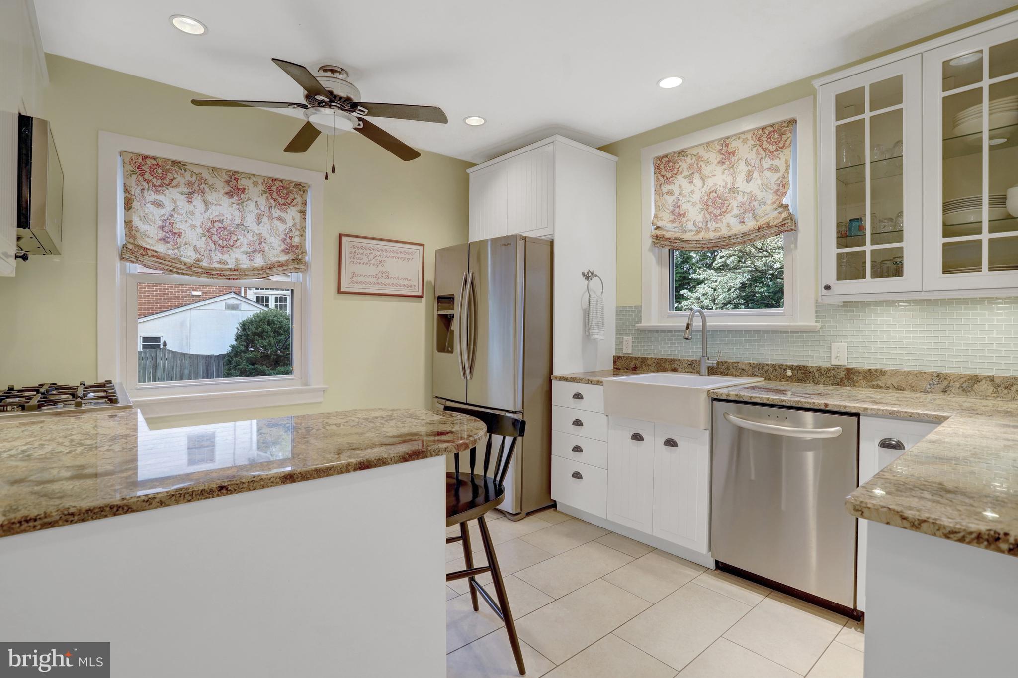 WAYCROFT - WOODLAWN - Residential