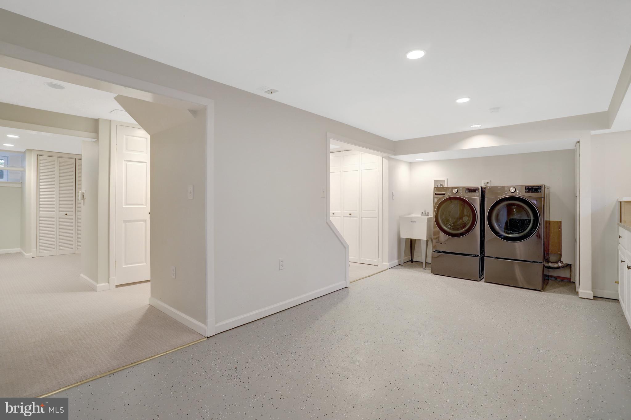 WAYCROFT - WOODLAWN - Residential