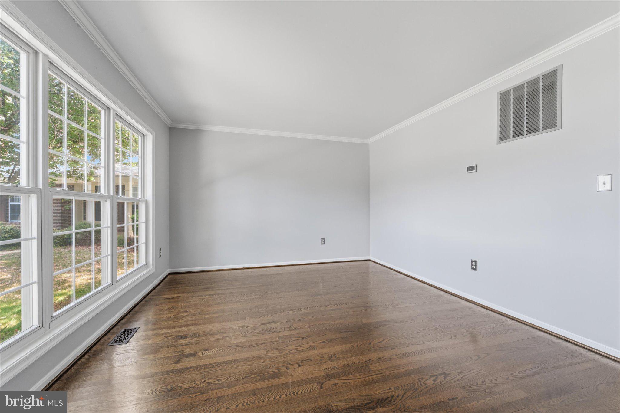 BRIDLEWOOD - Residential