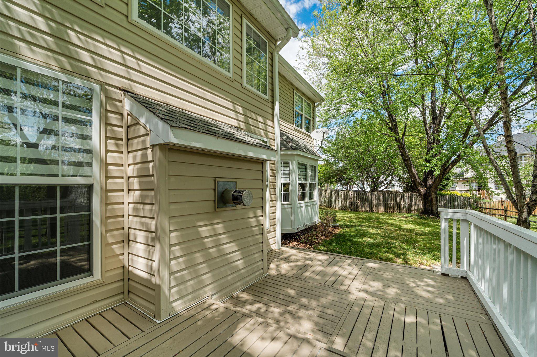 BRIDLEWOOD - Residential