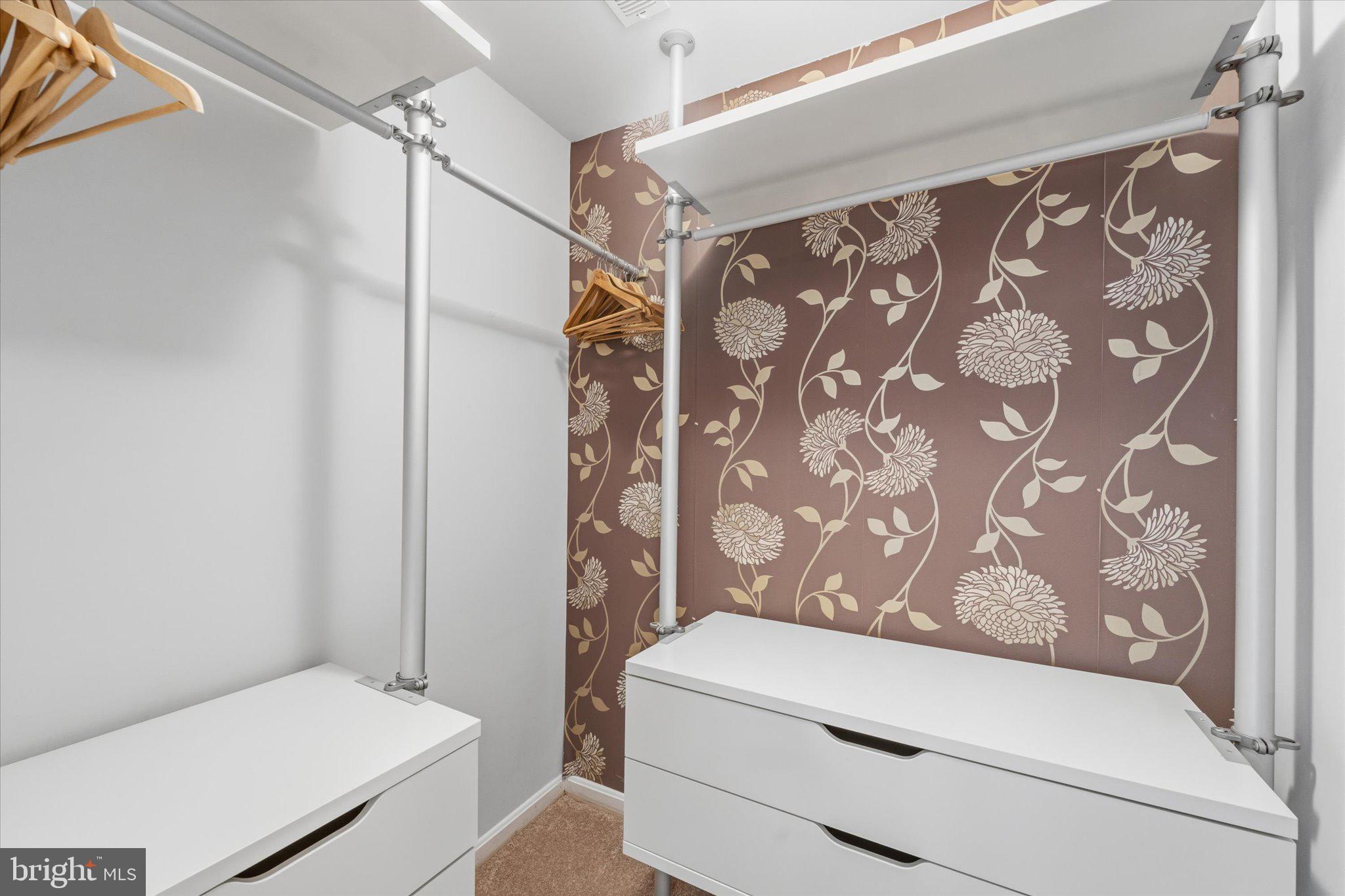 BRIDLEWOOD - Residential