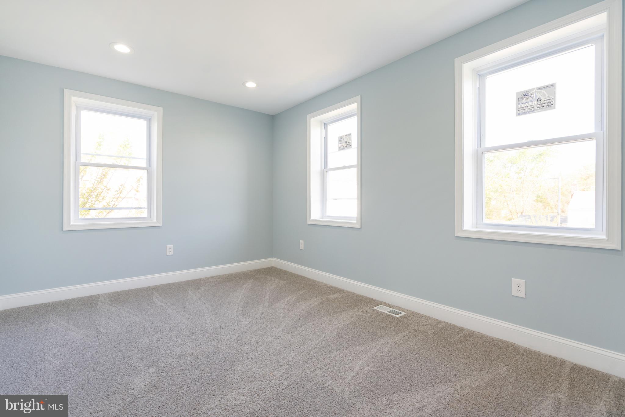 GARDENVILLE - Residential