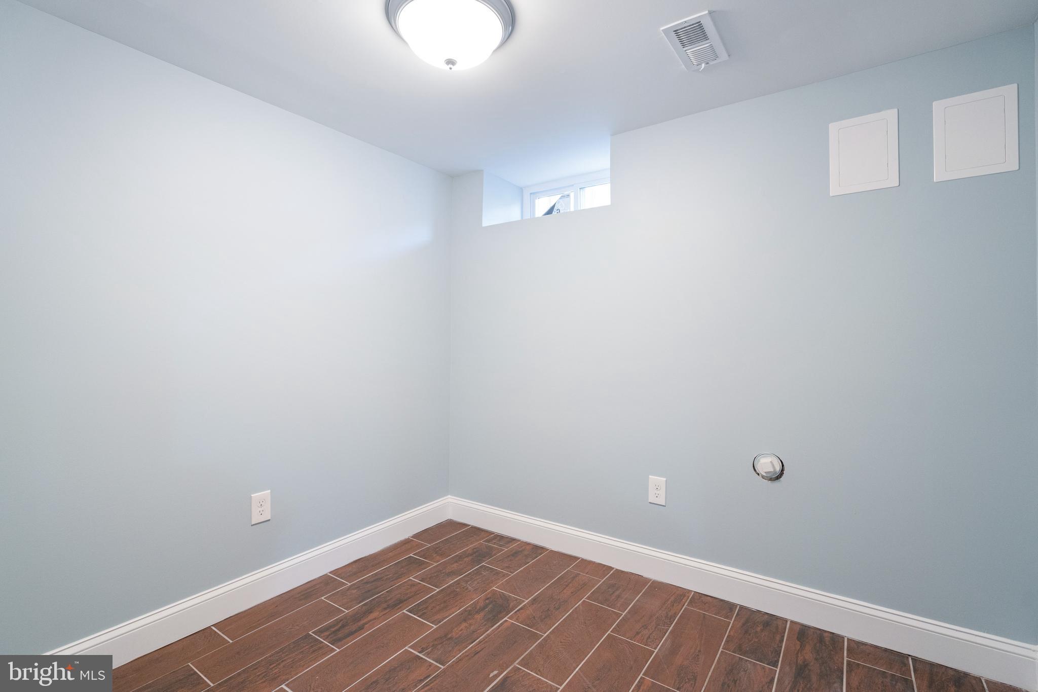 GARDENVILLE - Residential