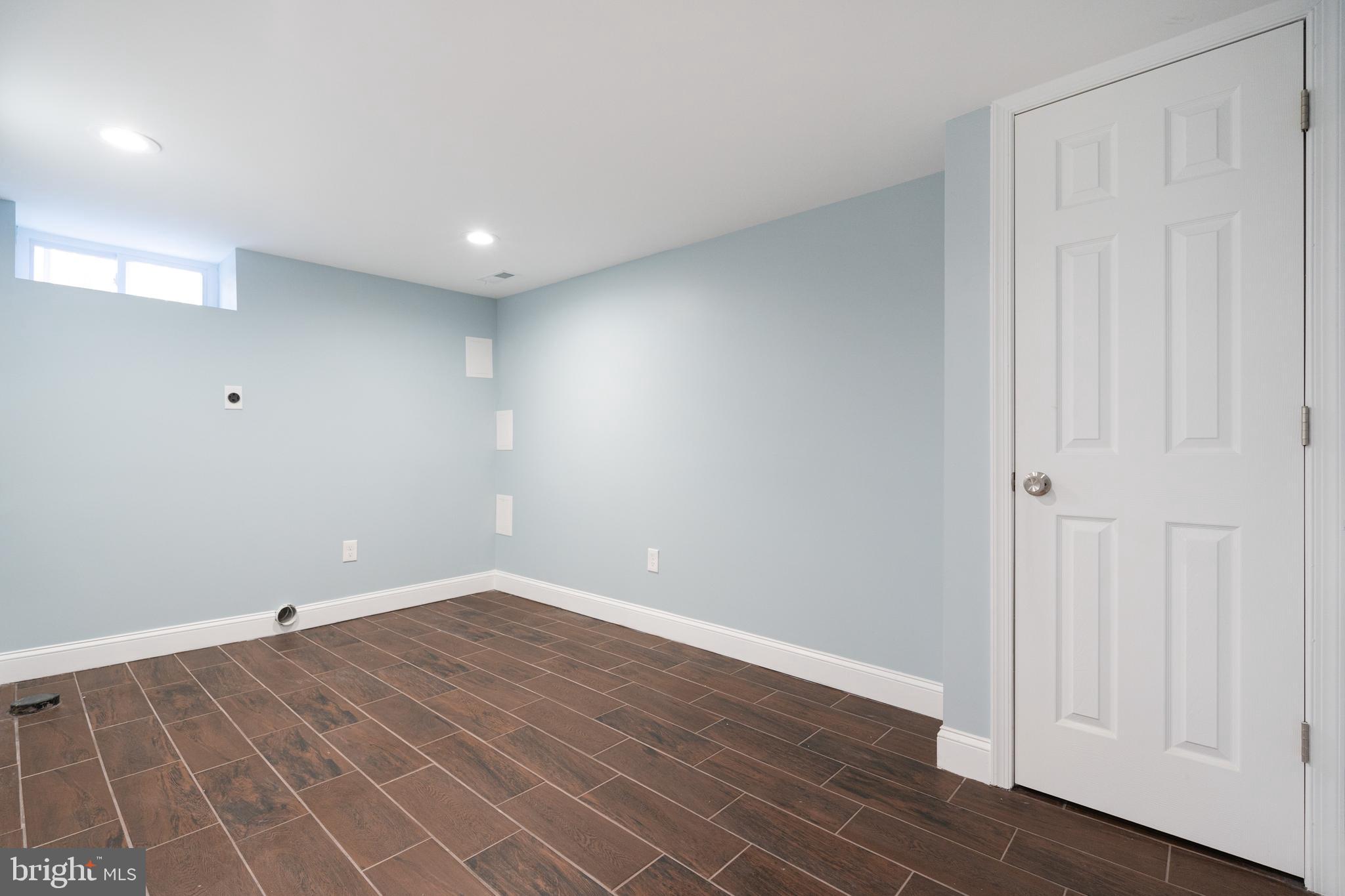 GARDENVILLE - Residential