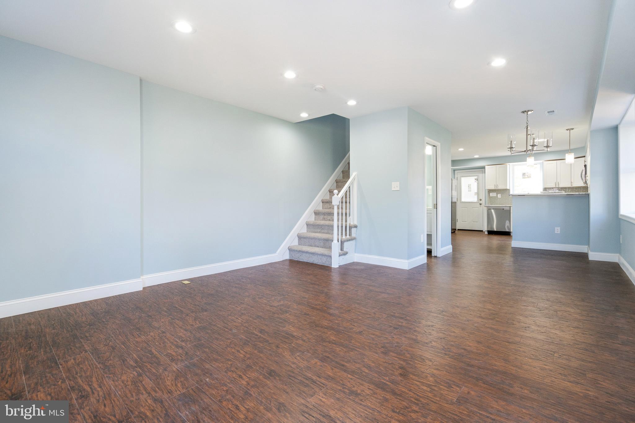 GARDENVILLE - Residential