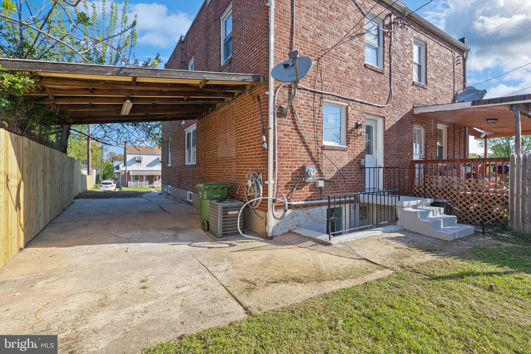 GARDENVILLE - Residential