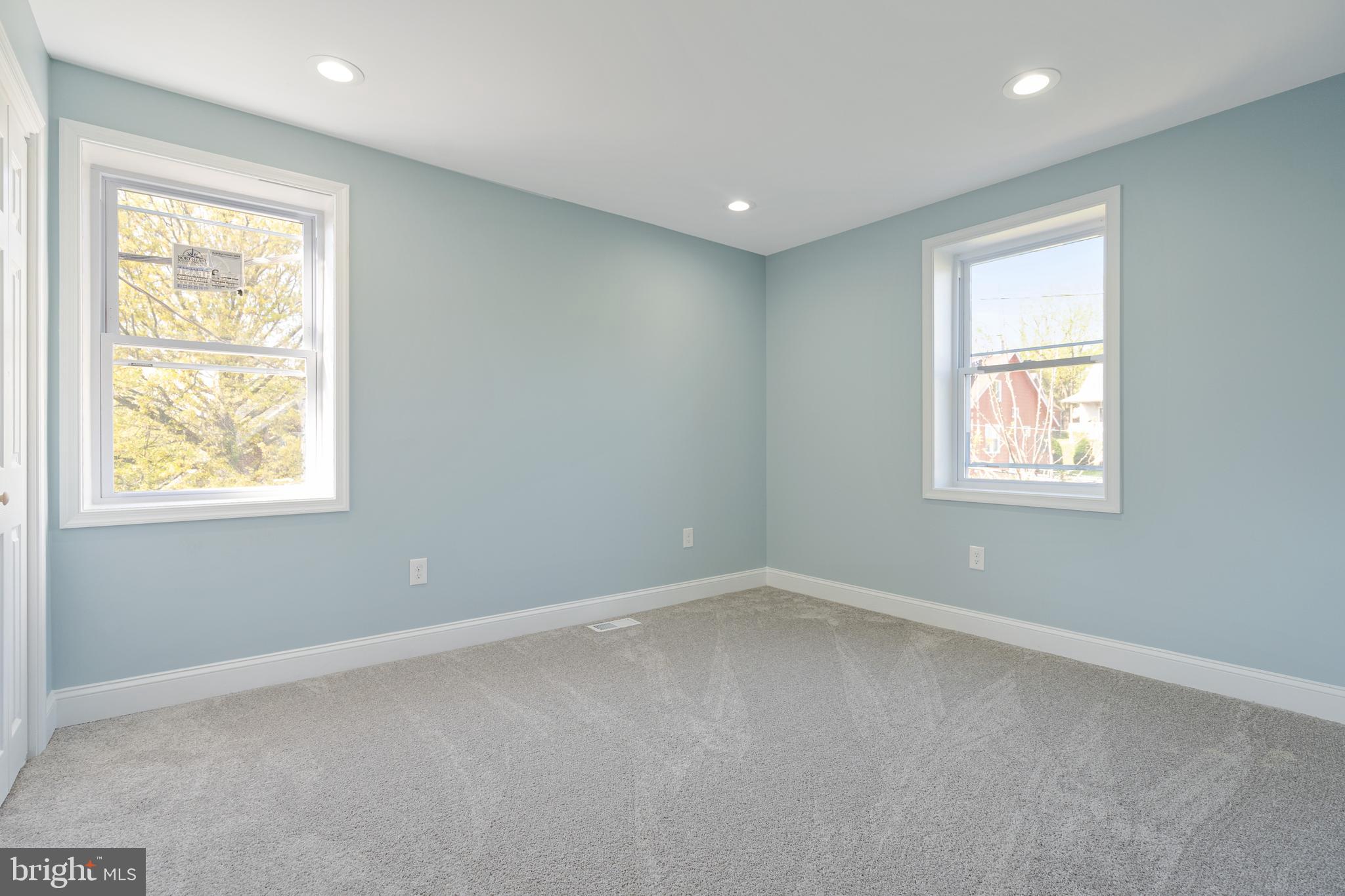 GARDENVILLE - Residential