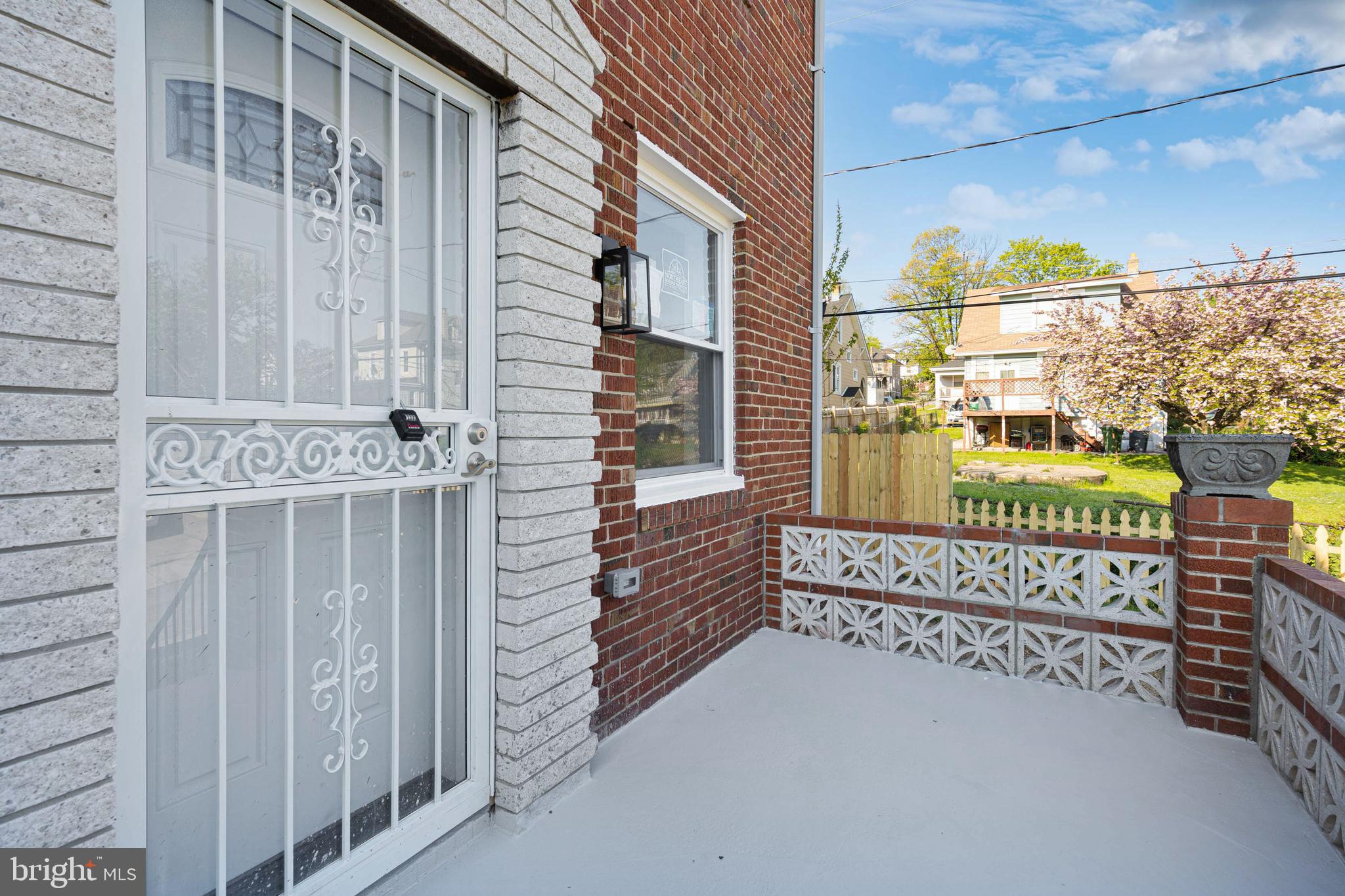 GARDENVILLE - Residential