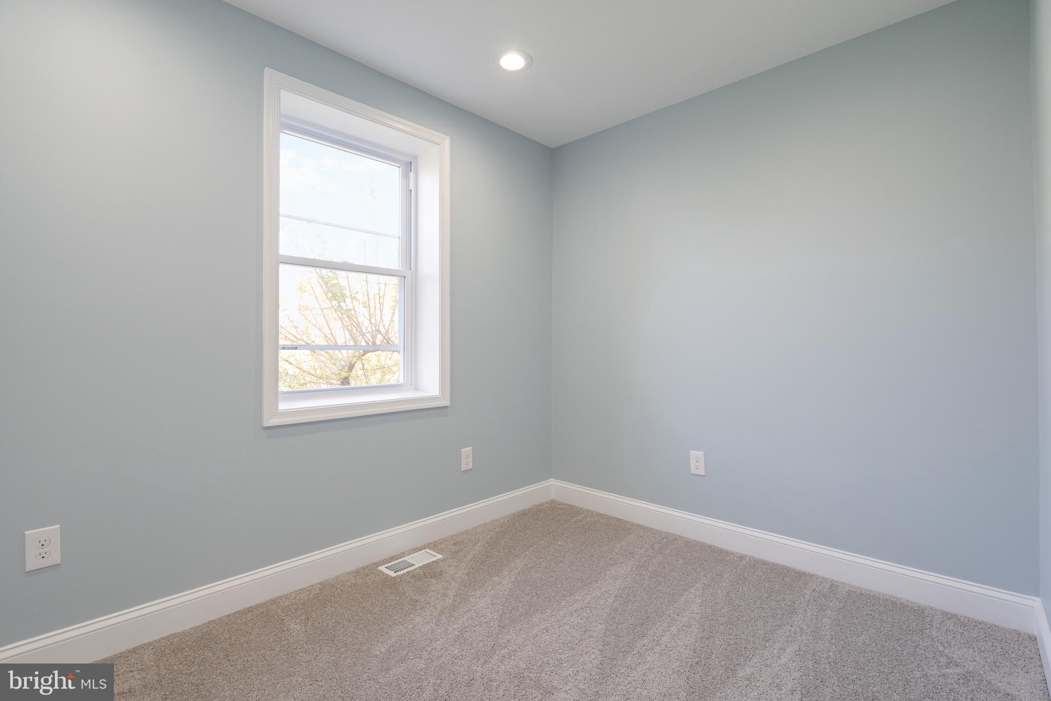 GARDENVILLE - Residential