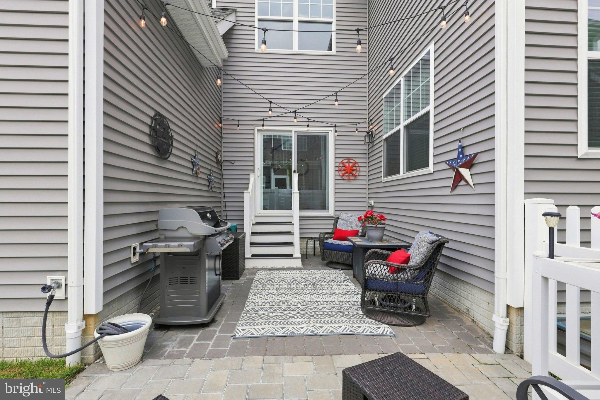 205 LANTERN LANE
