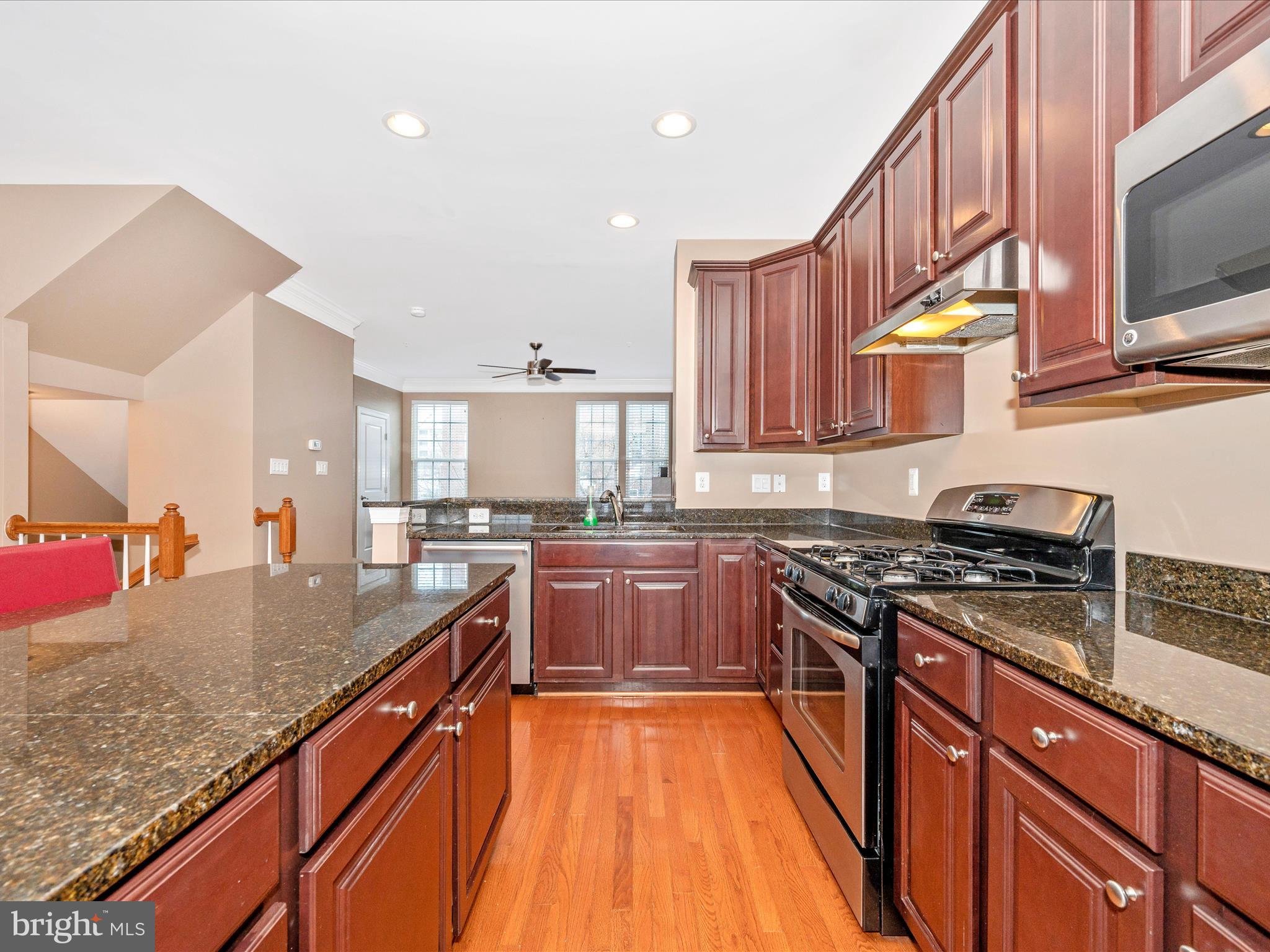 MARKET SQUARE - Residential