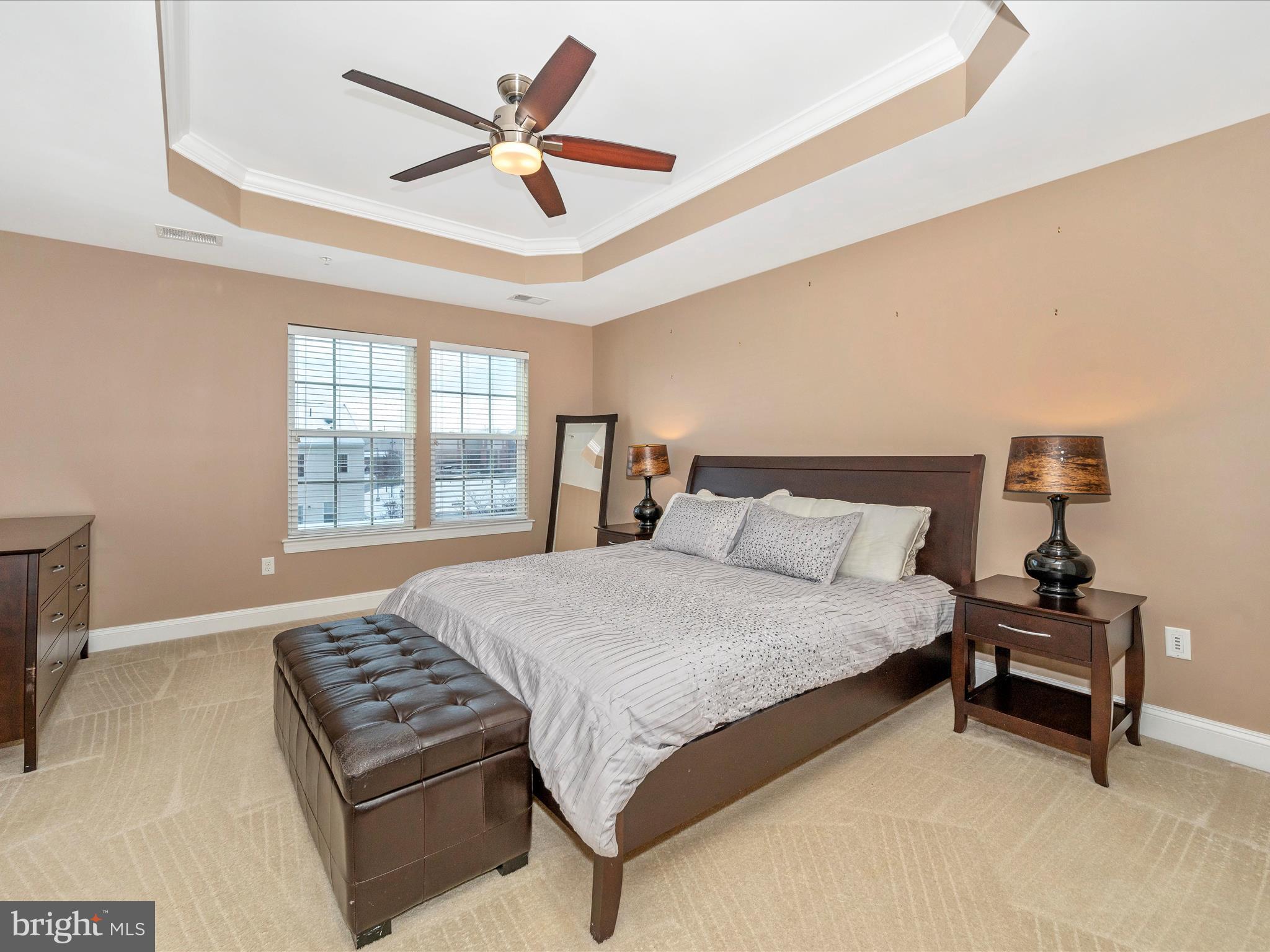 MARKET SQUARE - Residential