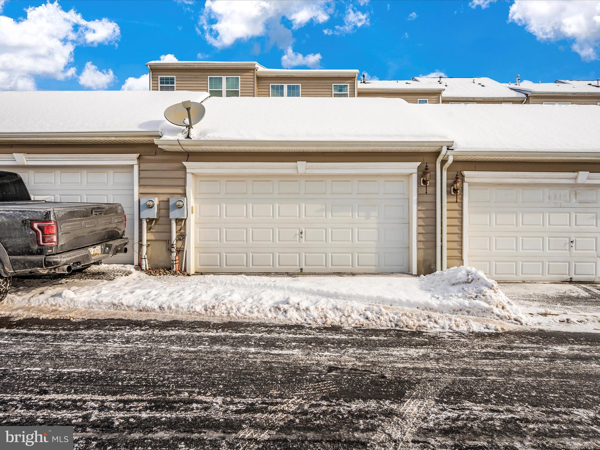 MARKET SQUARE - Residential