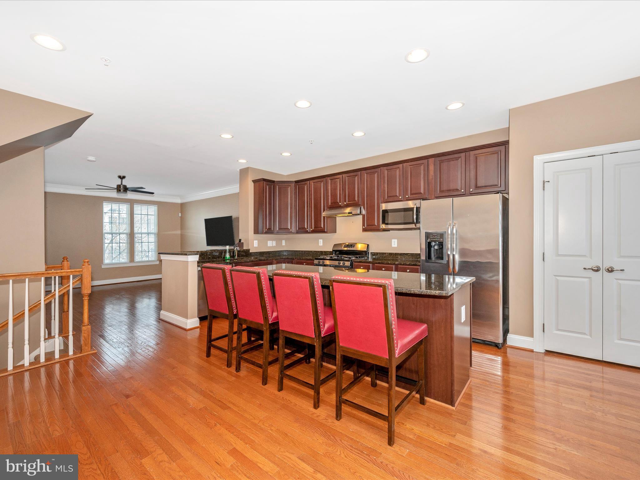 MARKET SQUARE - Residential