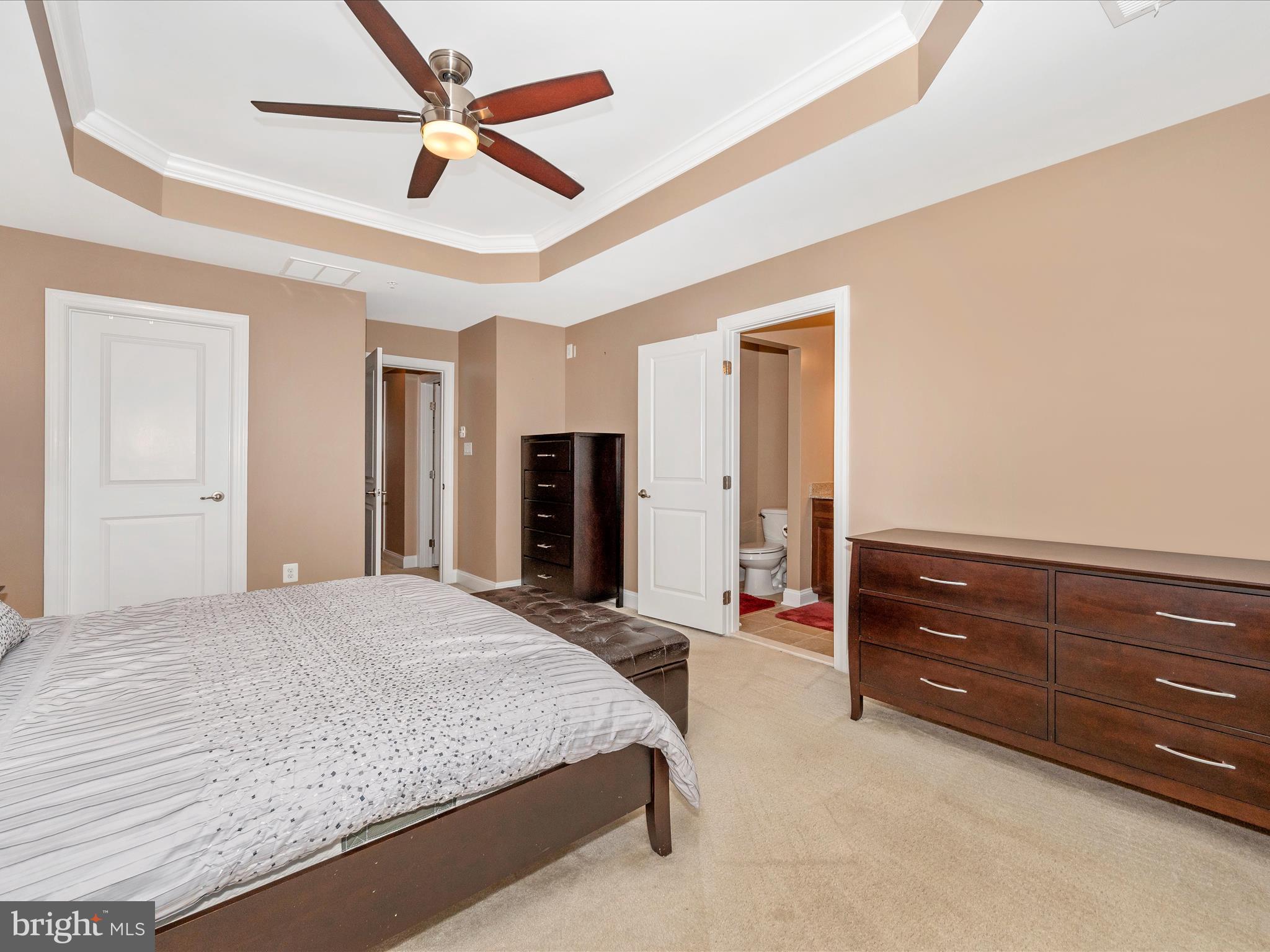 MARKET SQUARE - Residential