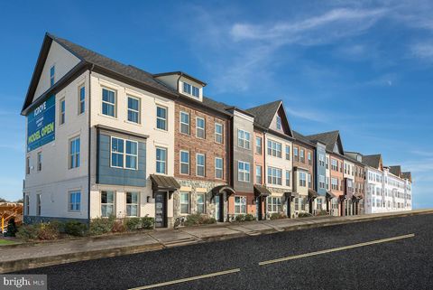 Photo of 4805 Equipment Alley, ROCKVILLE, MD 20850 (MLS # MDMC2214630)