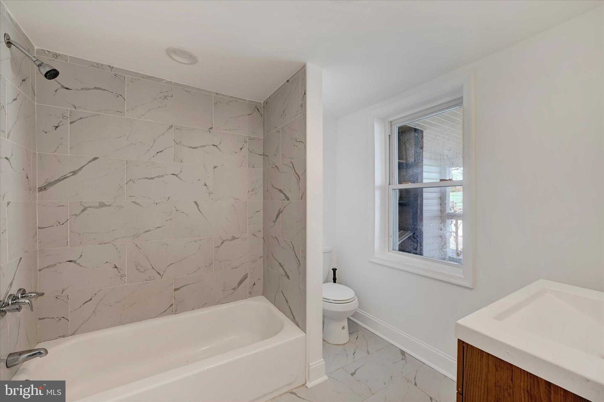 HARWOOD - Residential