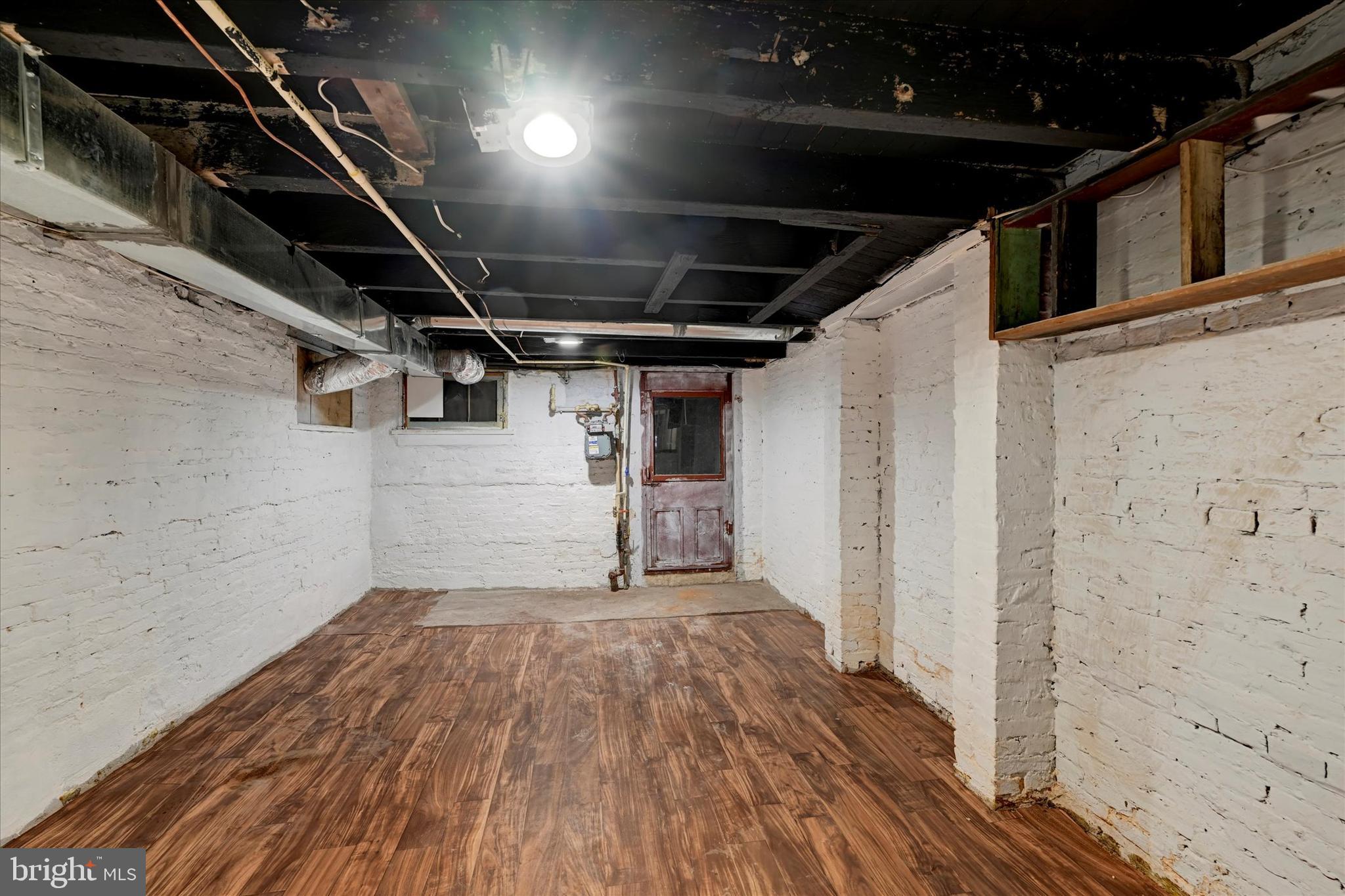 HARWOOD - Residential