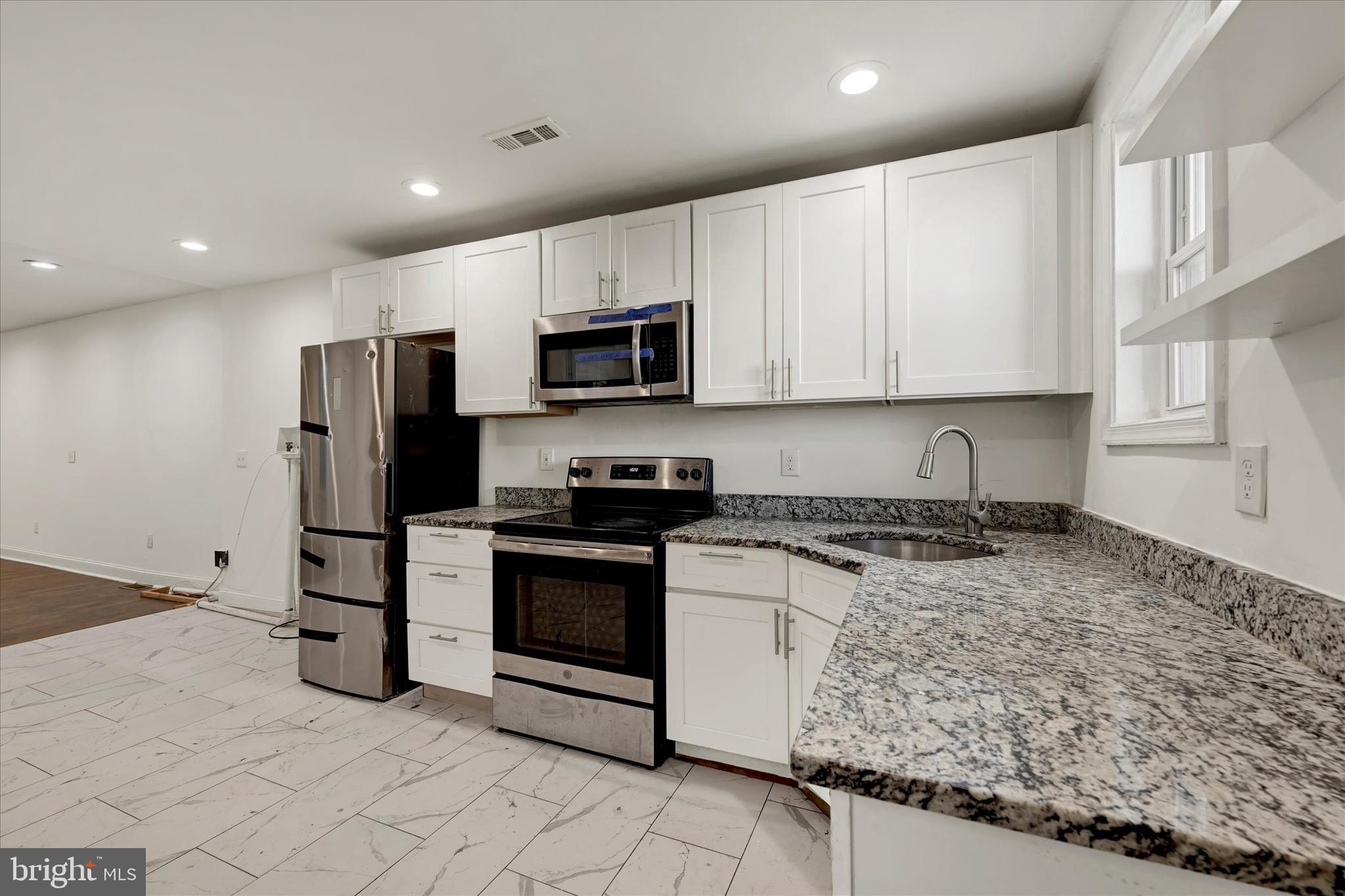 HARWOOD - Residential