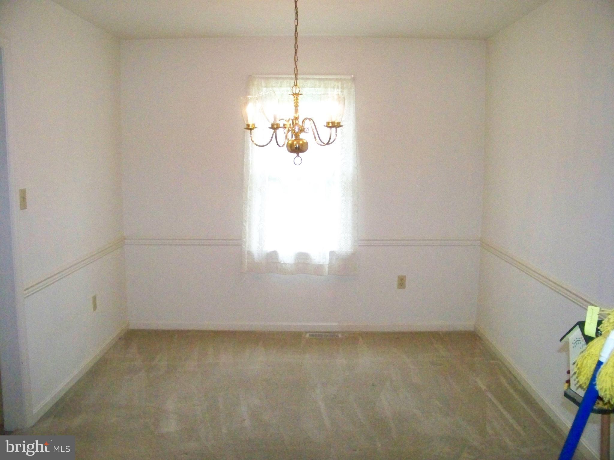 EASTLAND HILLS - Residential