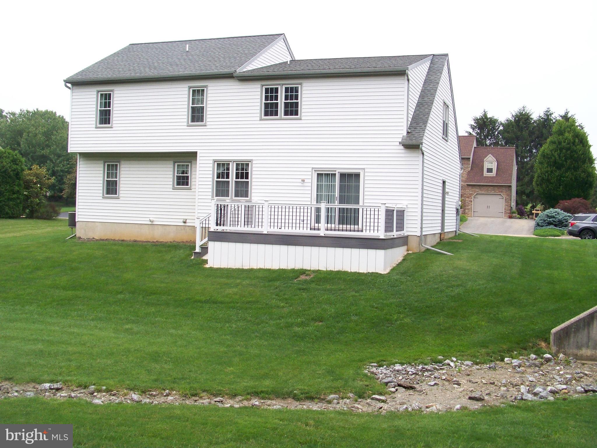 EASTLAND HILLS - Residential