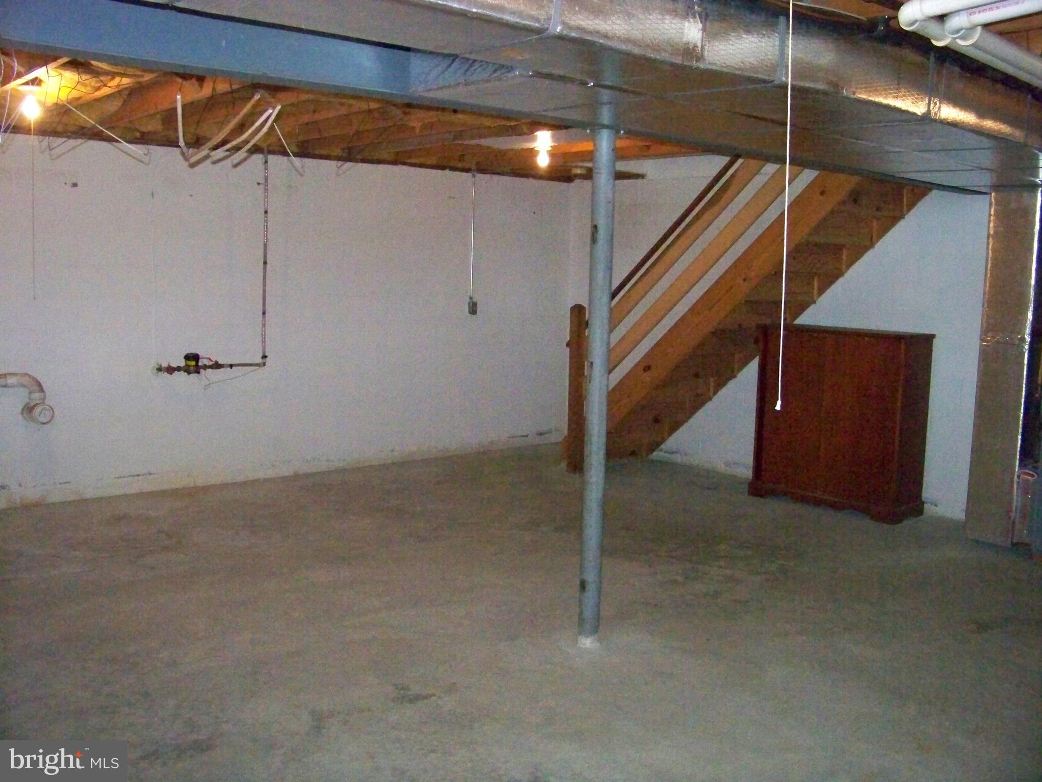 EASTLAND HILLS - Residential