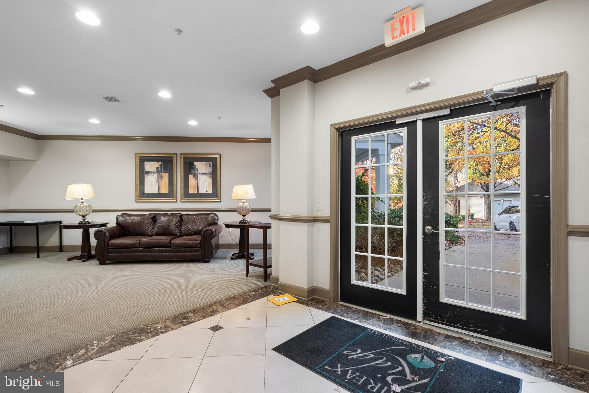 FAIRFAX RIDGE - Residential Lease