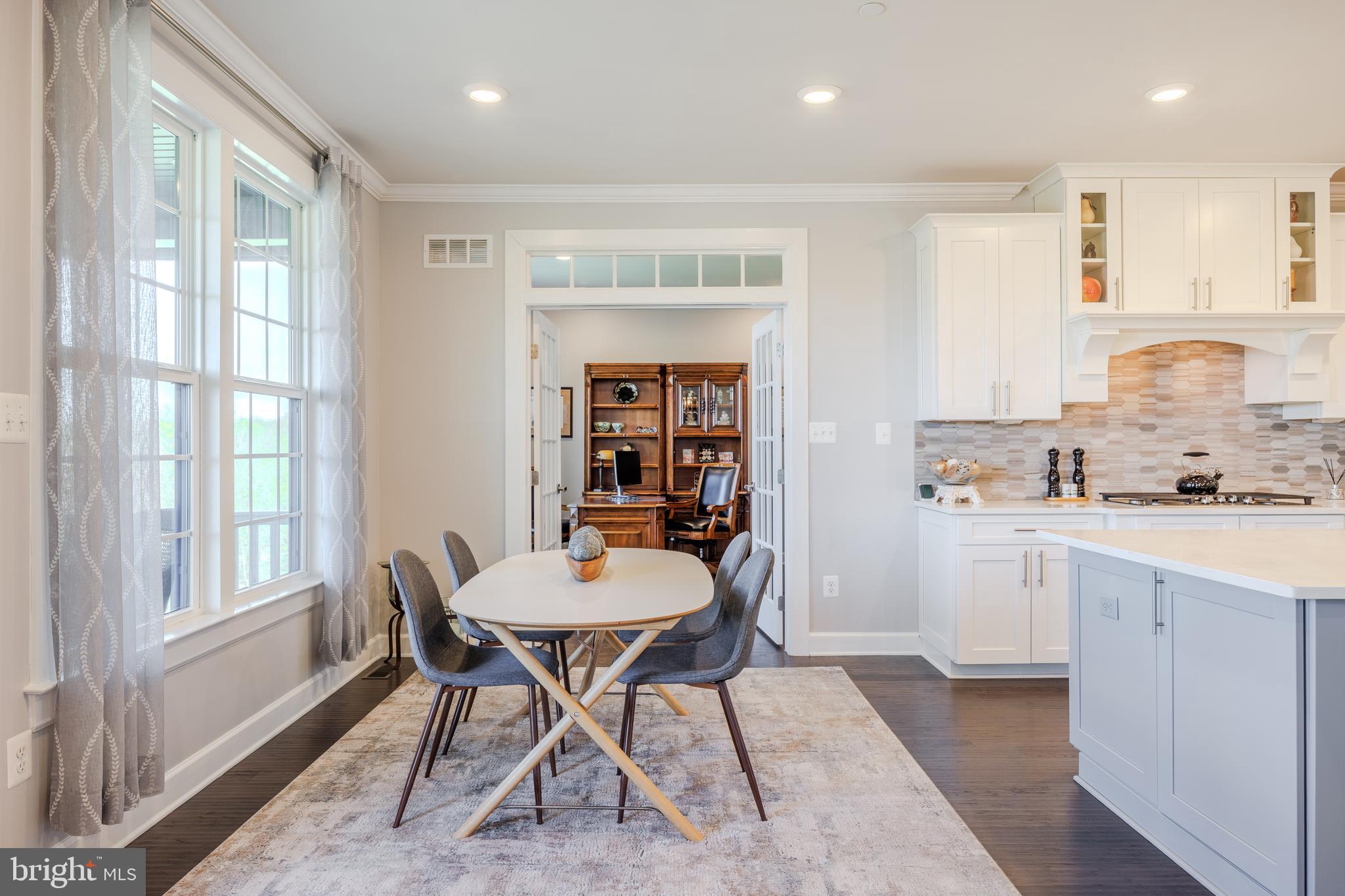 LAKE LINGANORE OAKDALE - Residential