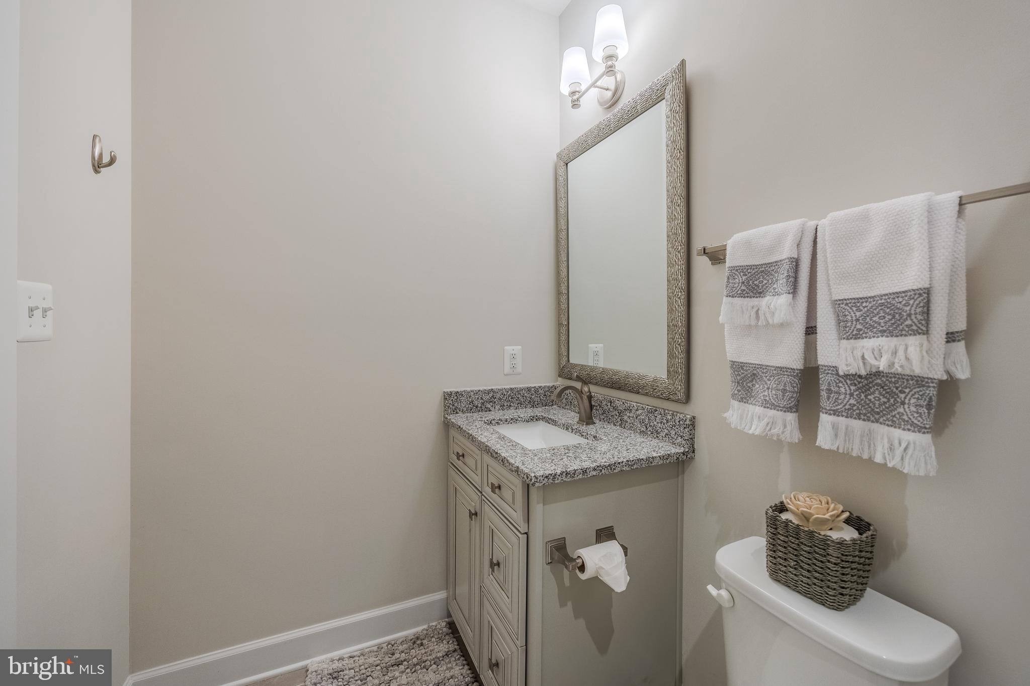 LAKE LINGANORE OAKDALE - Residential