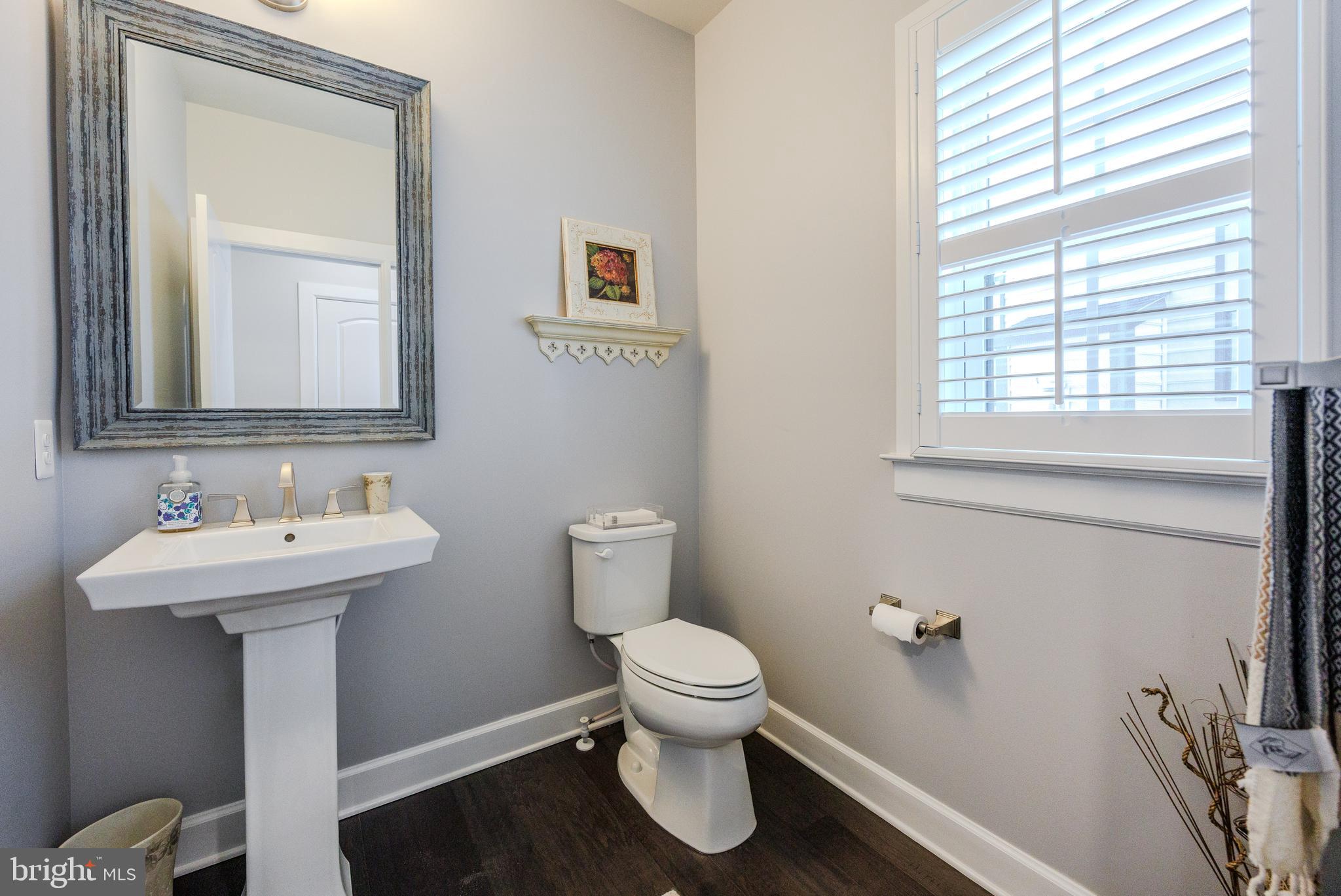 LAKE LINGANORE OAKDALE - Residential