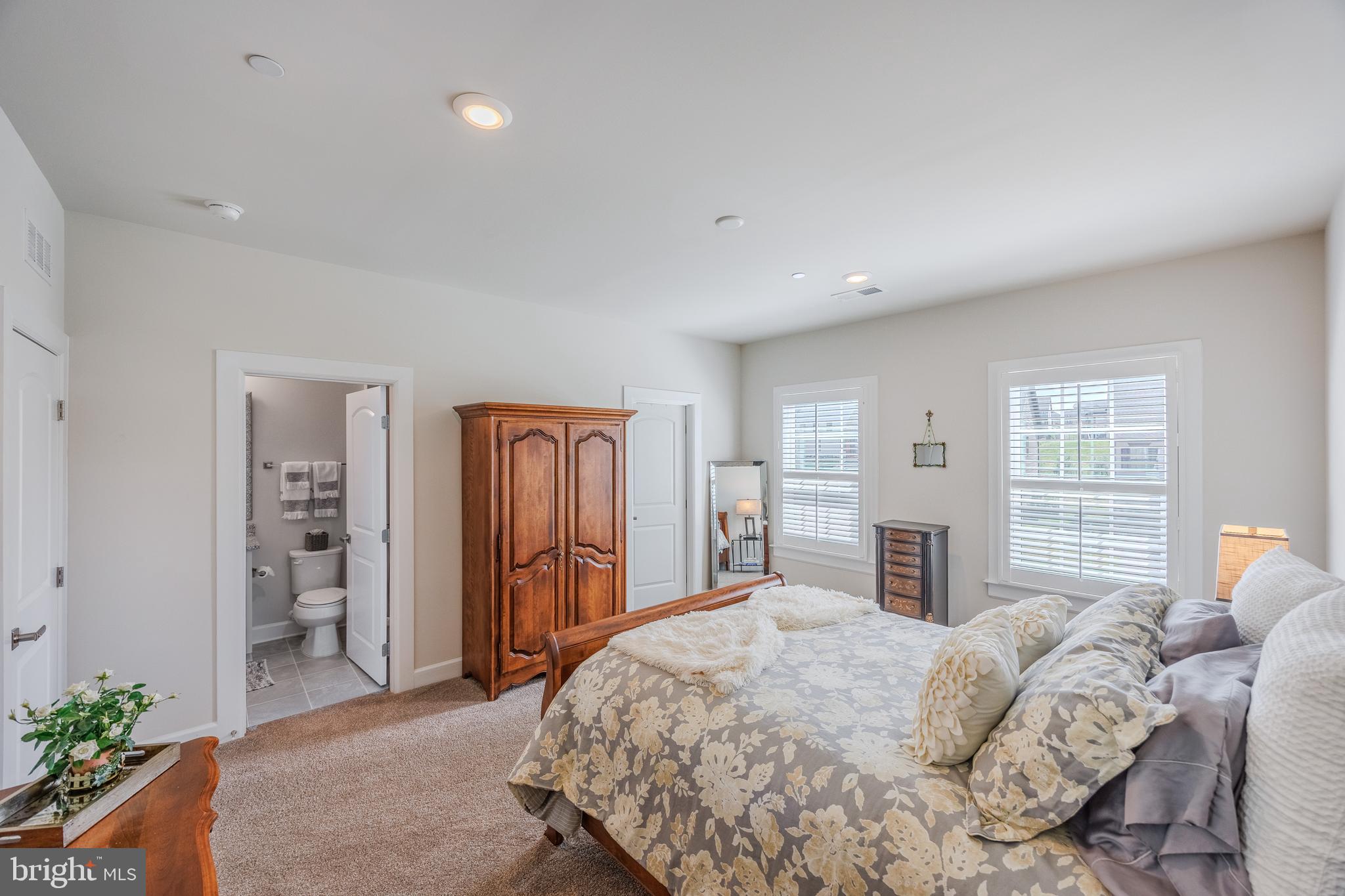 LAKE LINGANORE OAKDALE - Residential