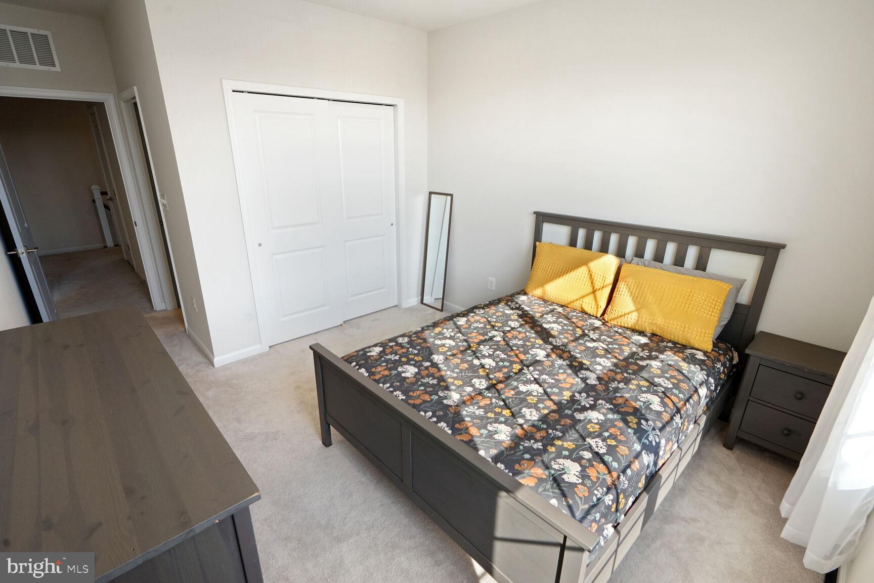 RIDGES AT LOUDOUN VALLEY - Residential Lease