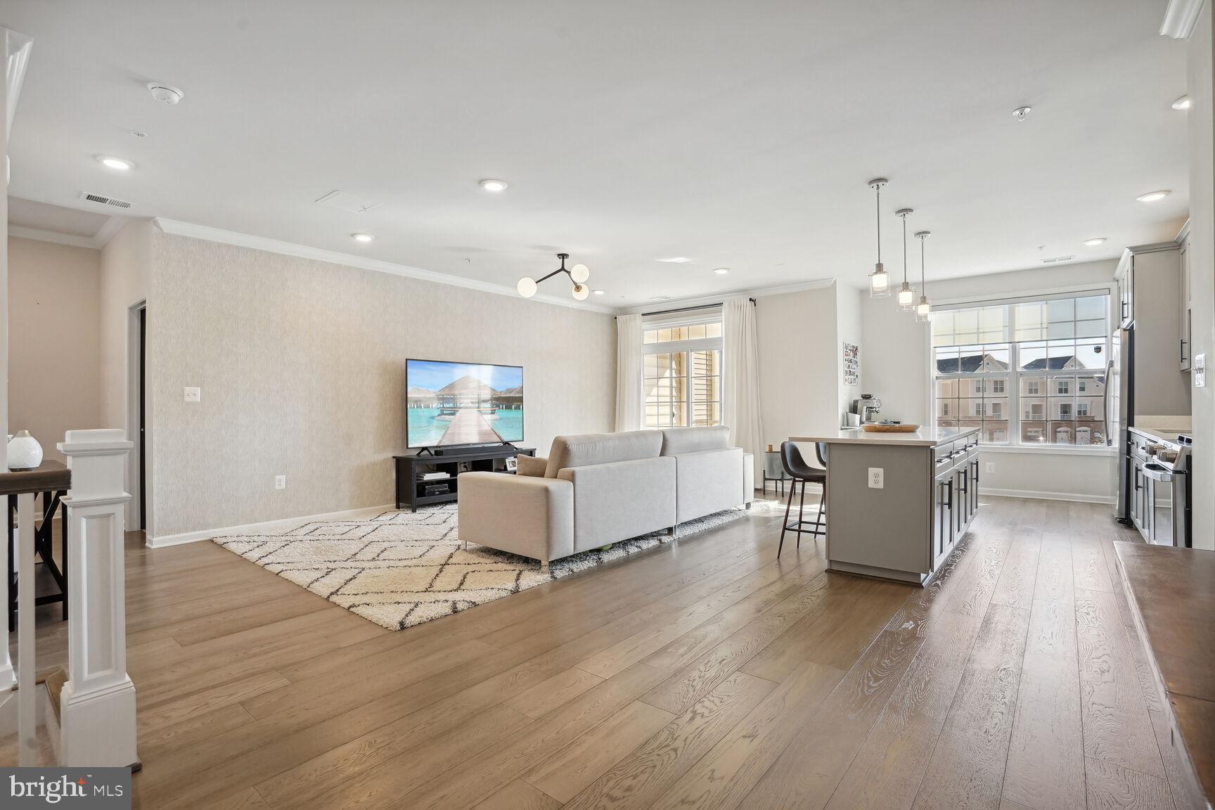 RIDGES AT LOUDOUN VALLEY - Residential Lease