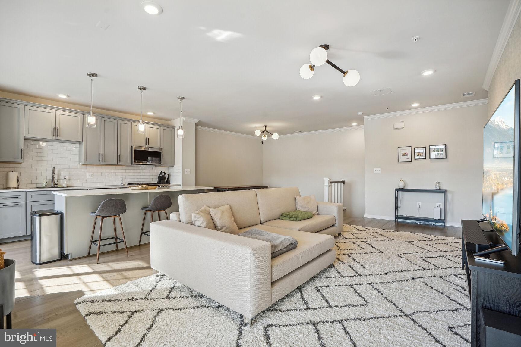 RIDGES AT LOUDOUN VALLEY - Residential Lease