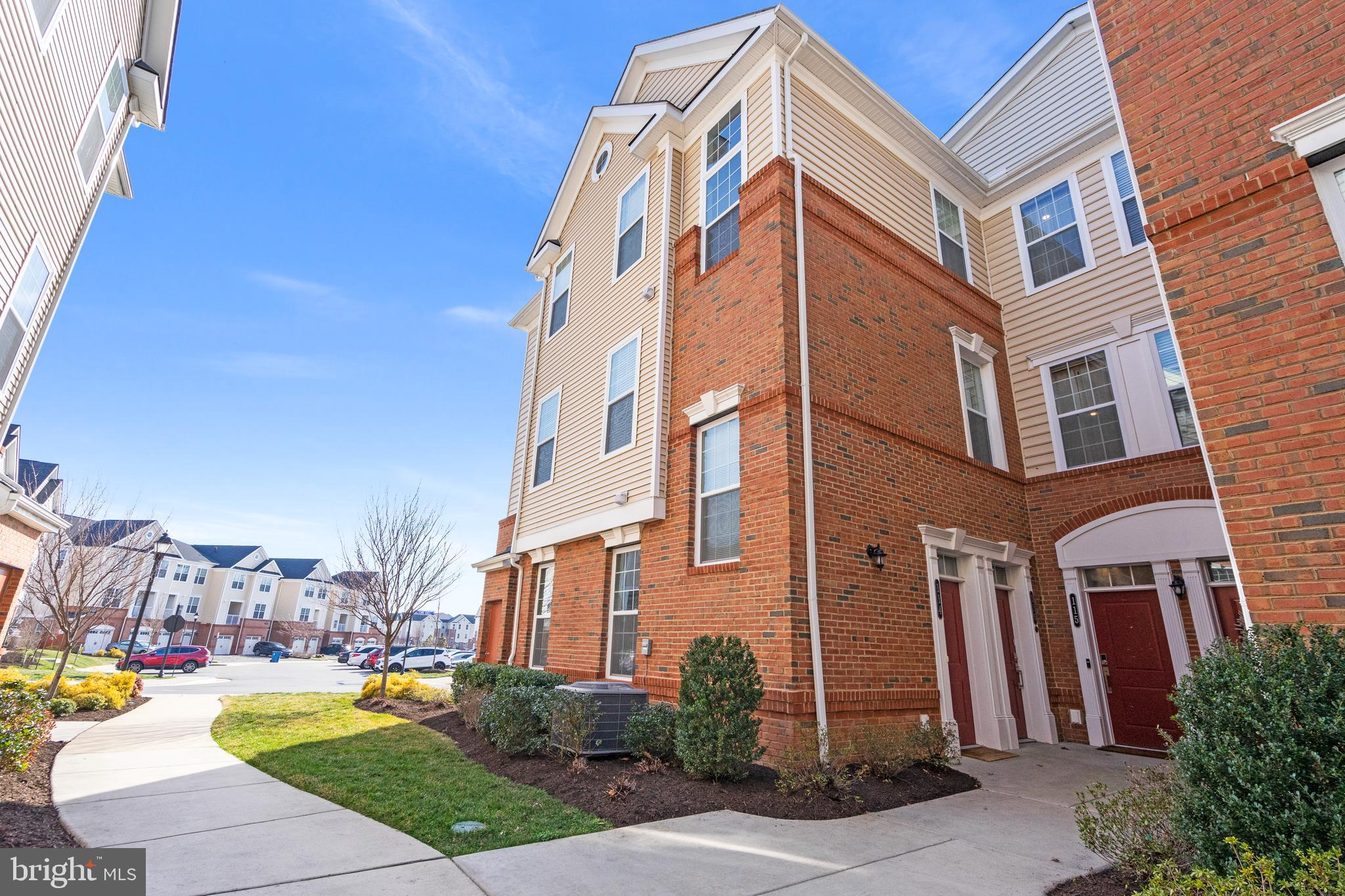 RIDGES AT LOUDOUN VALLEY - Residential Lease