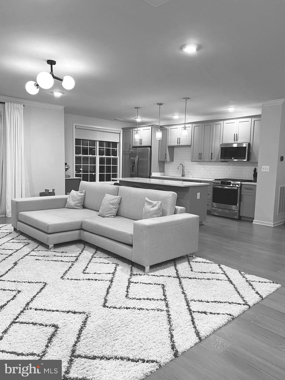 RIDGES AT LOUDOUN VALLEY - Residential Lease