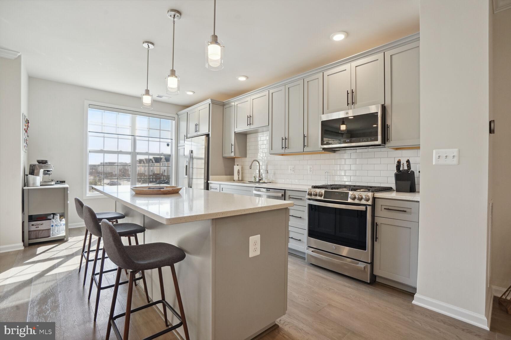 RIDGES AT LOUDOUN VALLEY - Residential Lease