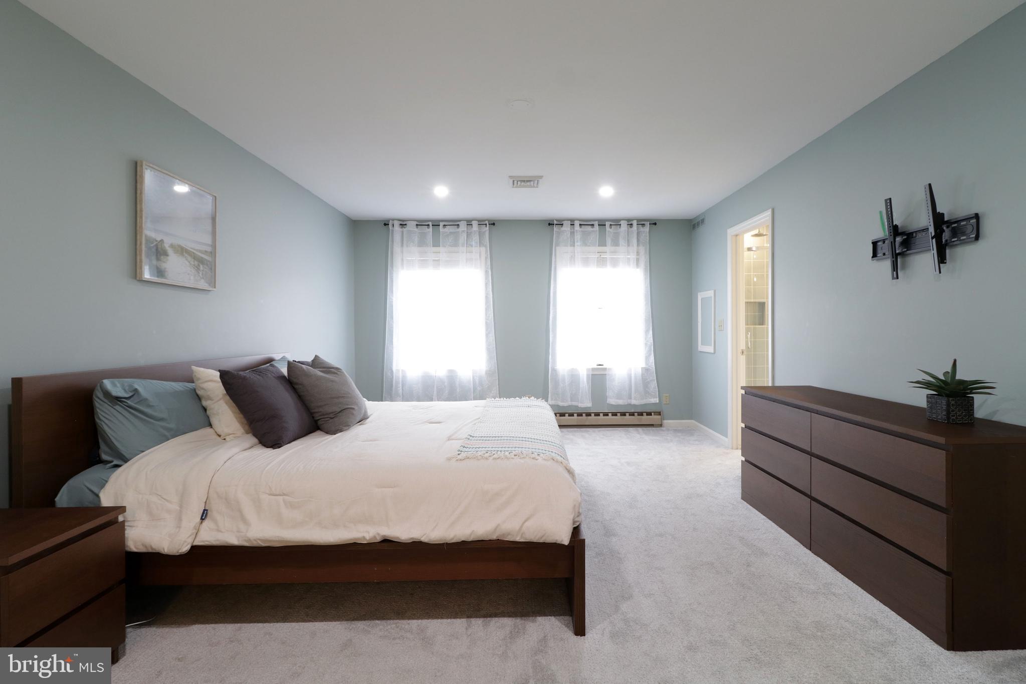 PARK FOREST VILLAGE - Residential